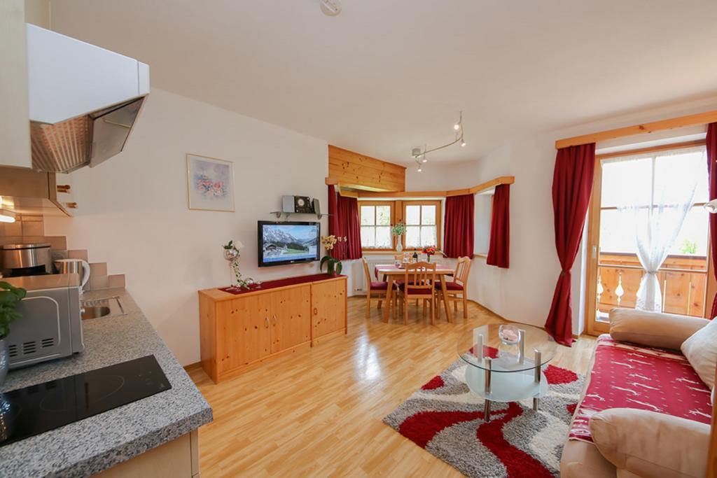 Haus Breithornblick Apartment Maria Alm am Steinernen Meer Ngoại thất bức ảnh